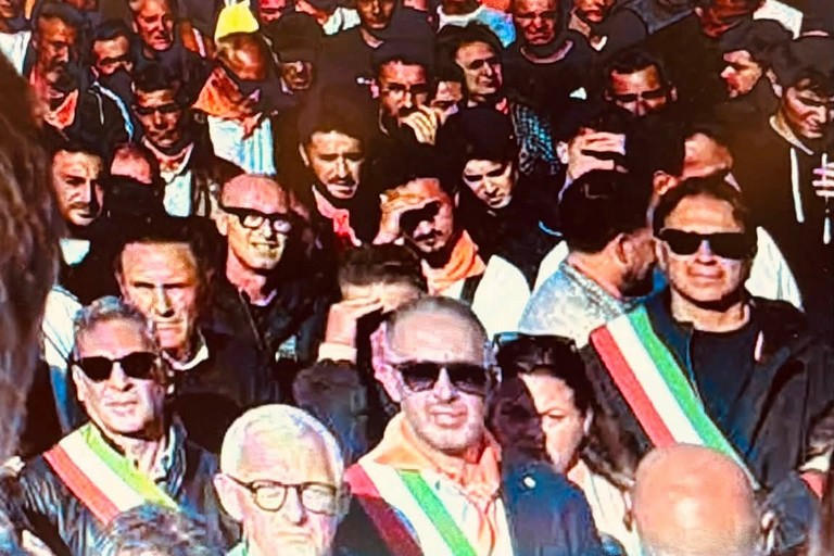 Il sindaco Bevilacqua al fianco degli olivicoltori: «Non possiamo lasciarli soli»