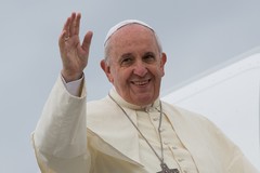 Il Papa a Molfetta sulle vie di Don Tonino Bello