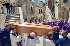 Minervino saluta mons. Agostino Superbo: celebrati i funerali - FOTO