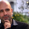 La pandemia nell'ironia di Checco Zalone, il nuovo brano è già un successo