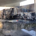 Incendio a Minervino Murge: mezzi della raccolta rifiuti in fiamme