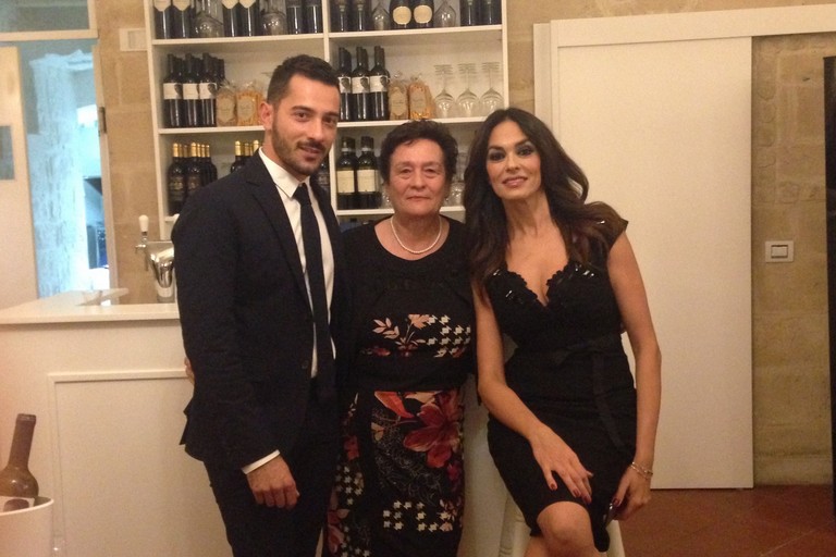 Maria Grazia Cucinotta a Trani