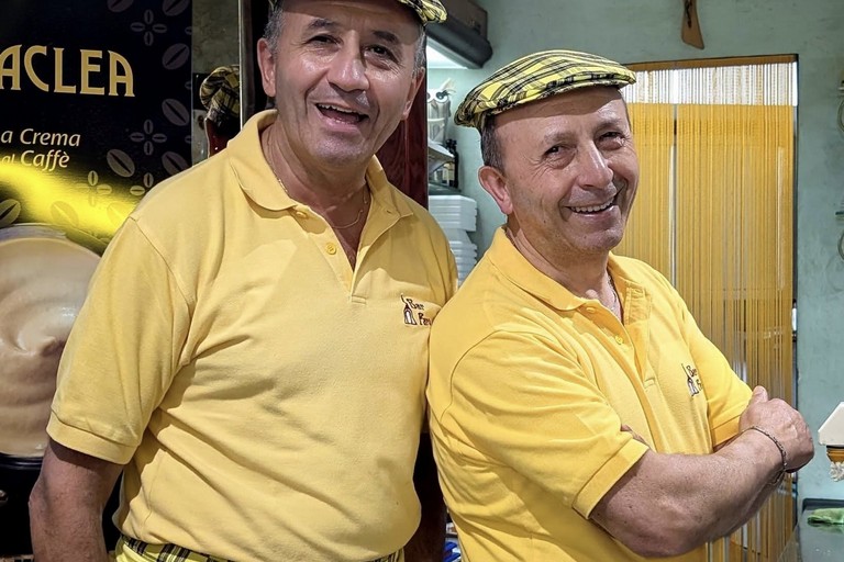 «Caro Inchiostro di Puglia»: da Minervino, la lettera dei fratelli Di Palo per i 40 anni del Bar Faro