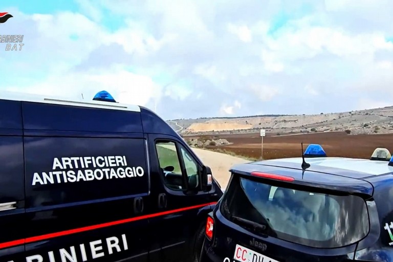 Sequestro furgone Minervino Murge Carabinieri