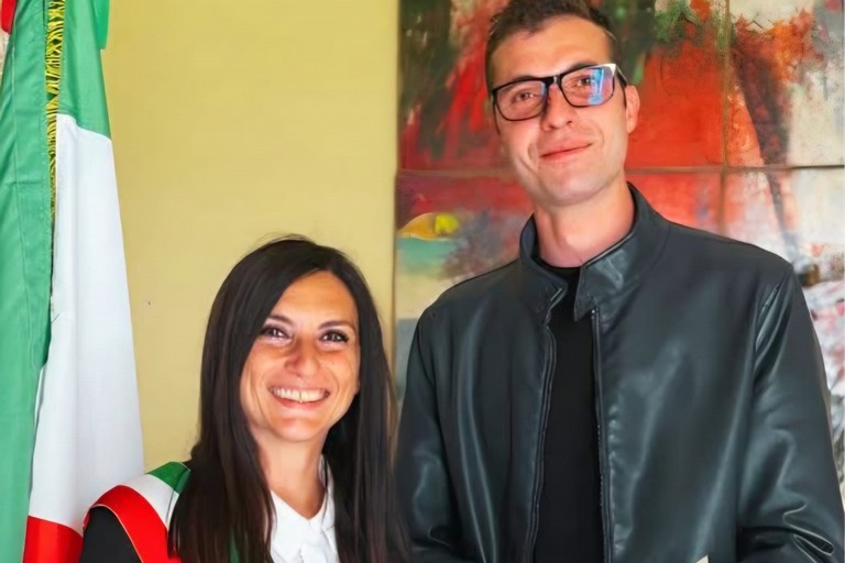 A Minervino attestato di riconoscimento per Valerio Angarano