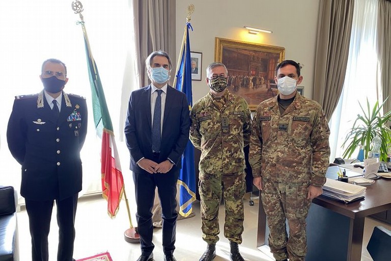 Il Generale Giuseppenicola Tota in visita alla Prefettura