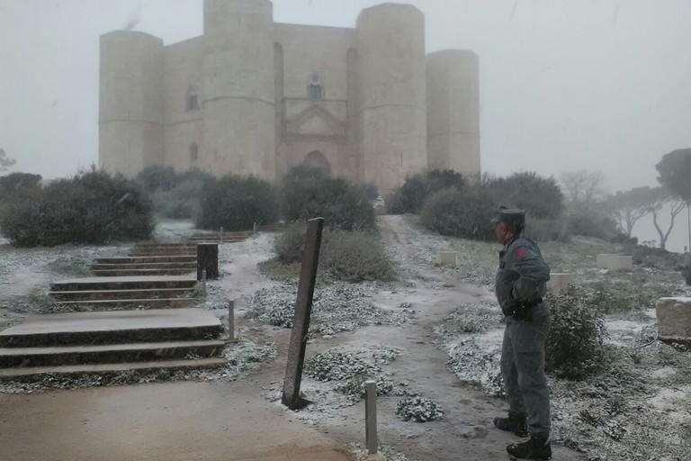 Castel del Monte innevato